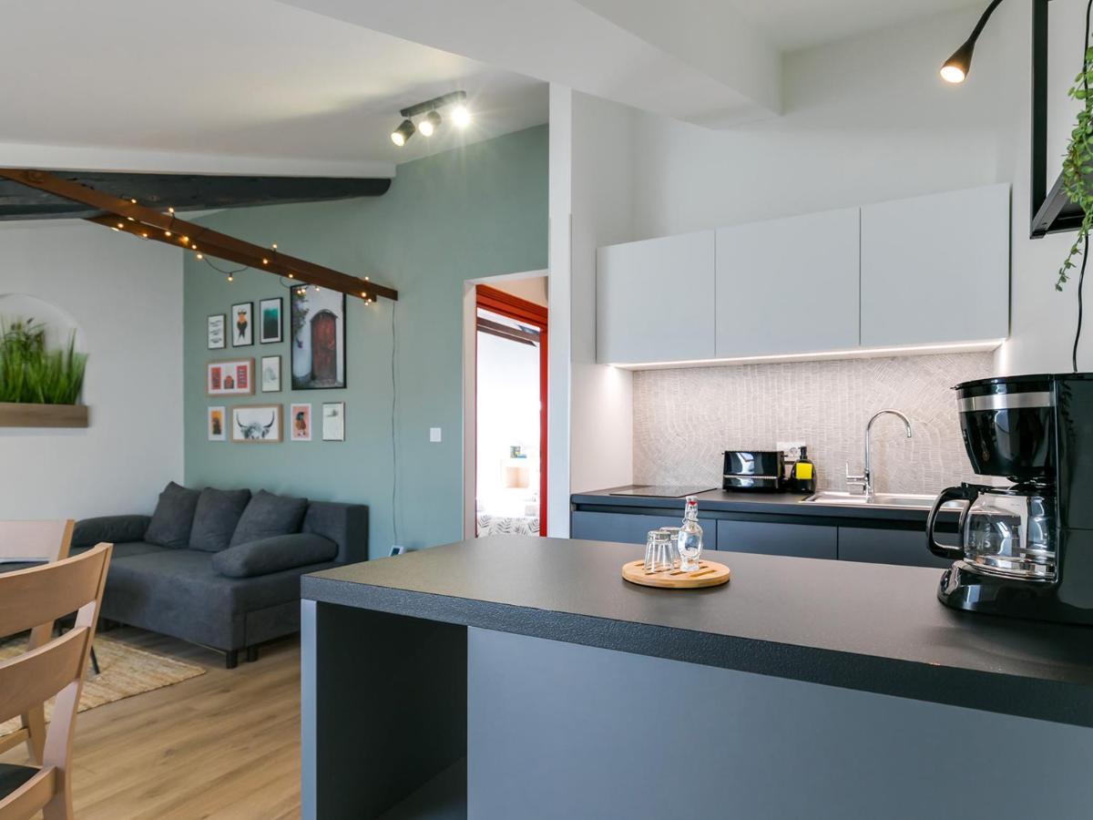 פורץ Fantattic Apartment City Center מראה חיצוני תמונה