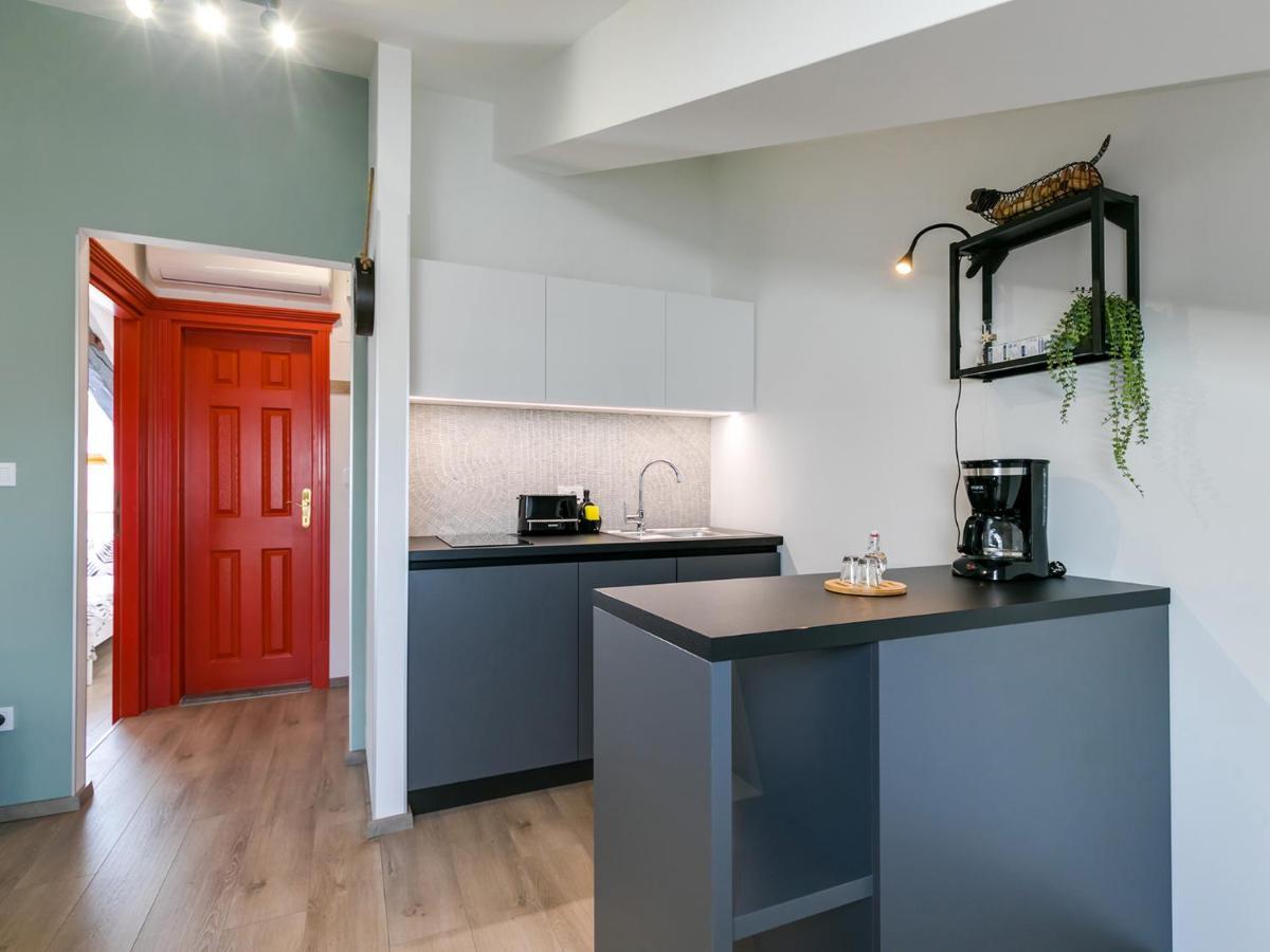 פורץ Fantattic Apartment City Center מראה חיצוני תמונה
